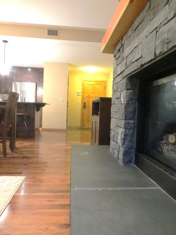 Luxury Canmore Vacations Habitación foto