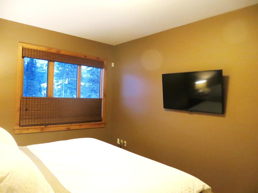 Luxury Canmore Vacations Habitación foto
